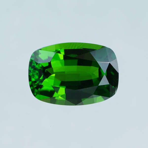 PT900 クロムダイオプサイド チャーム 商品詳細 ｜ JEWELRY SQUARE