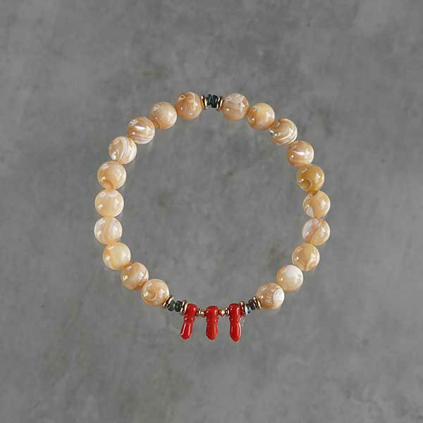 Mother of pearl × red coral bracelet /白蝶貝、赤珊瑚（コーラル 