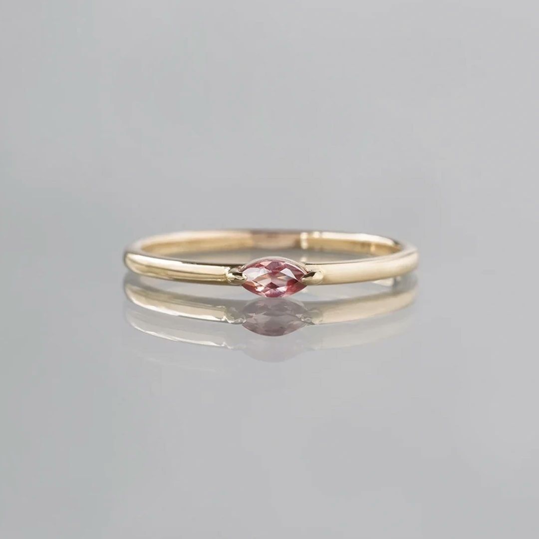 Pink zircon marquise pinky ring /ピンクジルコン. | Hariqua 