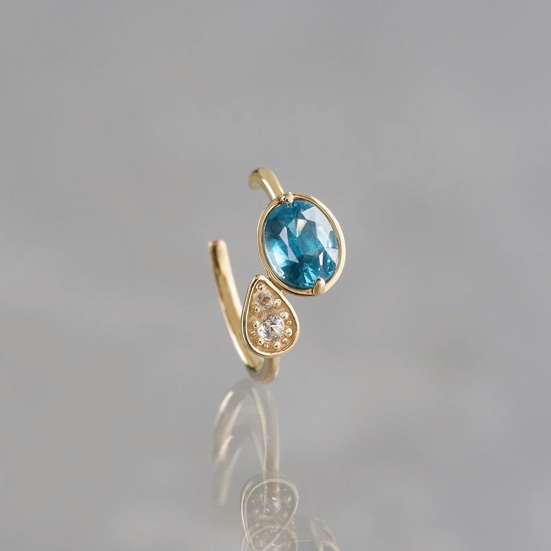 Green Blue kyanite × phenakite ear cuff /グリーン × ブルーカイヤ 