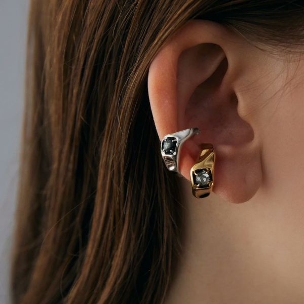 Silver sheen obsidian ear cuff ring /オブシディアン. | Hariqua 