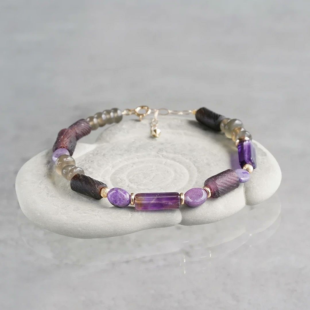 Sugilite × ancient glass bracelet /スギライト、アメシスト. | Hariqua-パワーストーンジュエリー-