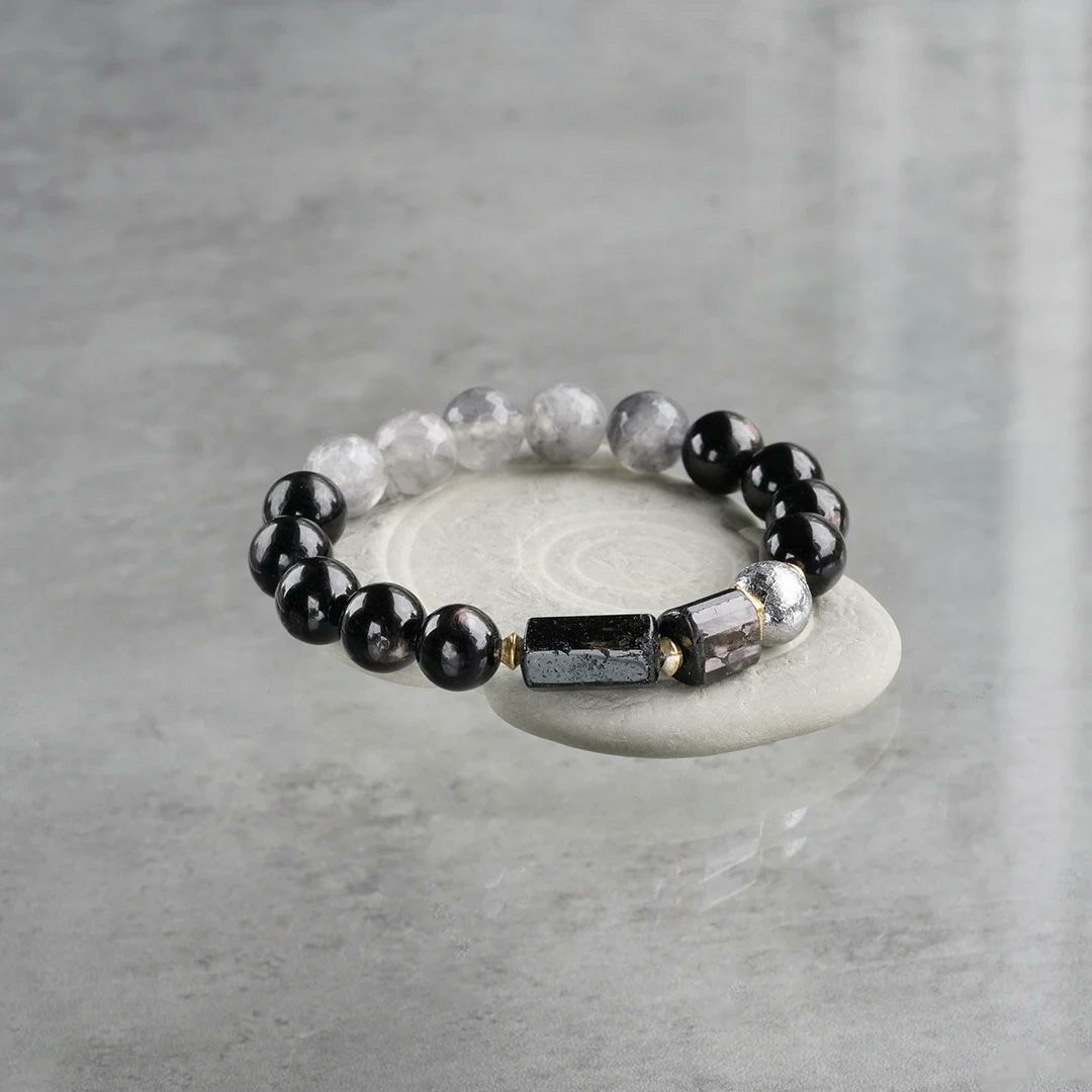 Hypersthene × black tourmaline bracelet /ハイパーシーン、ブラックトルマリン. |  Hariqua-パワーストーンジュエリー-