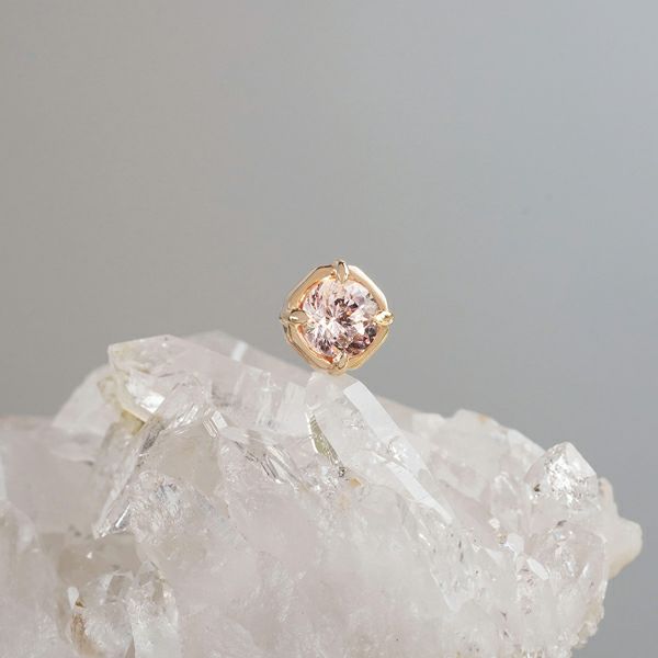 Malaia garnet oval charm /マライアガーネット | Hariqua