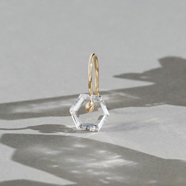 ヒマラヤンクォーツ Himalayan Quartz hexagon single pierce /ヒマラヤクォーツ | Hariqua
