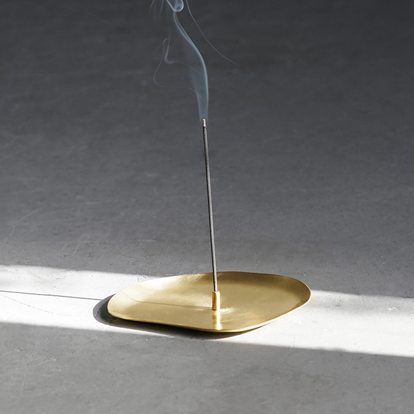 Incense holder plate /お香立て | Hariqua-パワーストーンジュエリー-