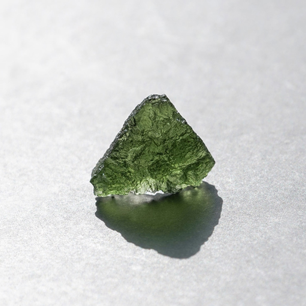 Moldavite pierce 0.90 /モルダバイト | Hariqua-パワーストーン